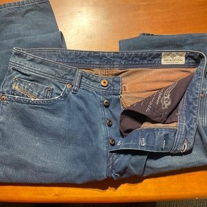 Diesel industry Braddom denim jeans. 33 x 32 slim carrot